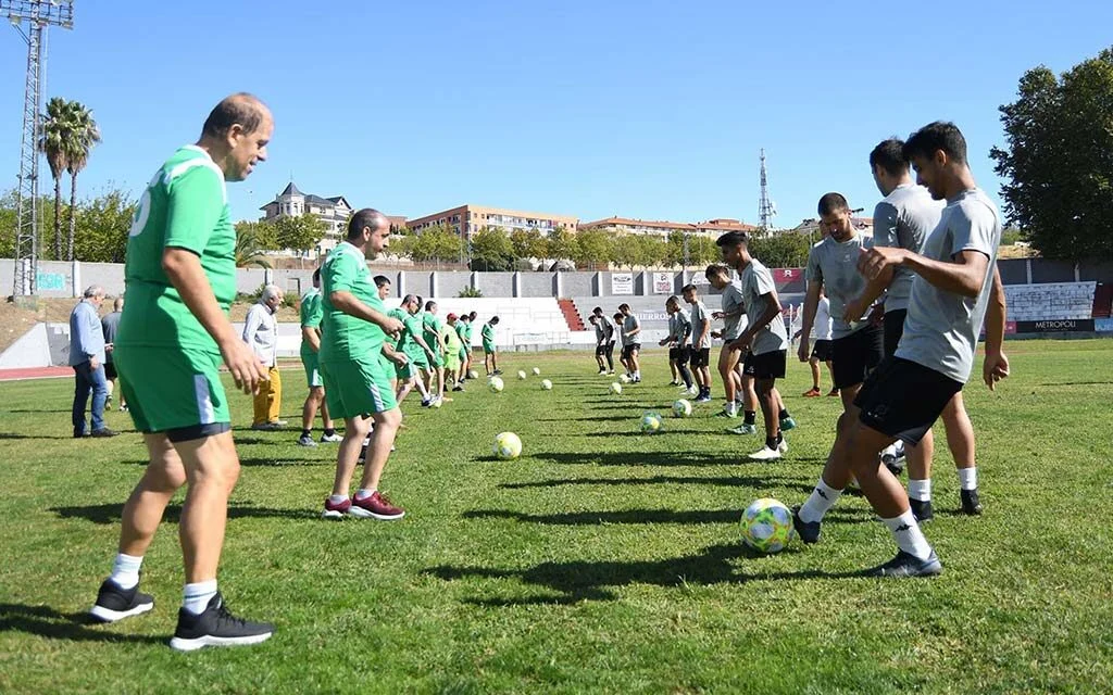 Foto del entrenamiento de PLACEAT con la UPP Plasencia