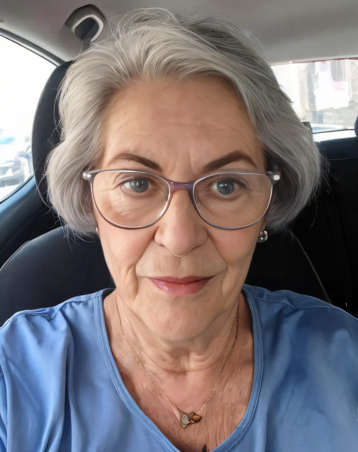 Dña. Manuela Fernández Mateos